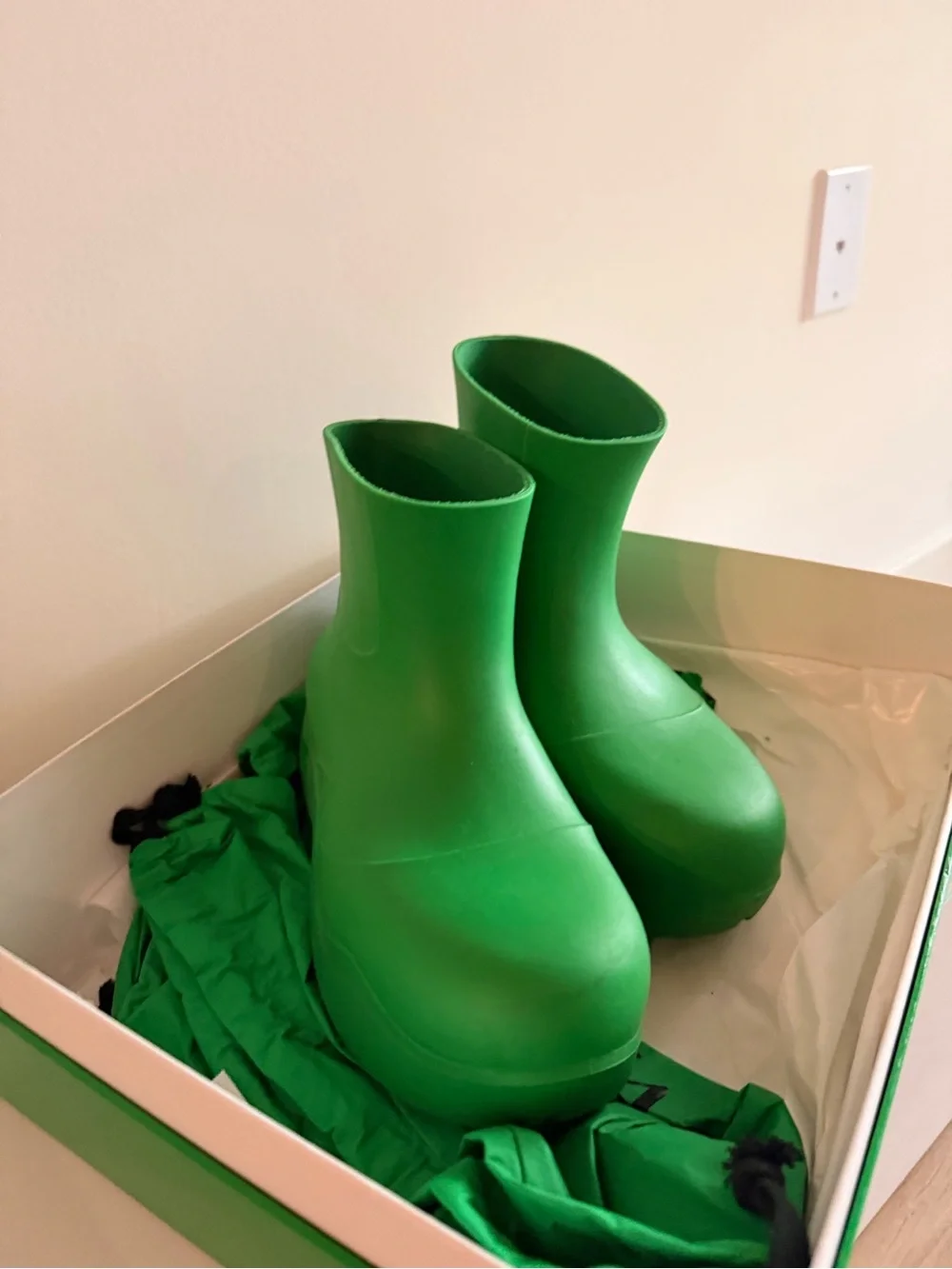 Bottega Veneta Green Sculpted Platform Ankle Boots